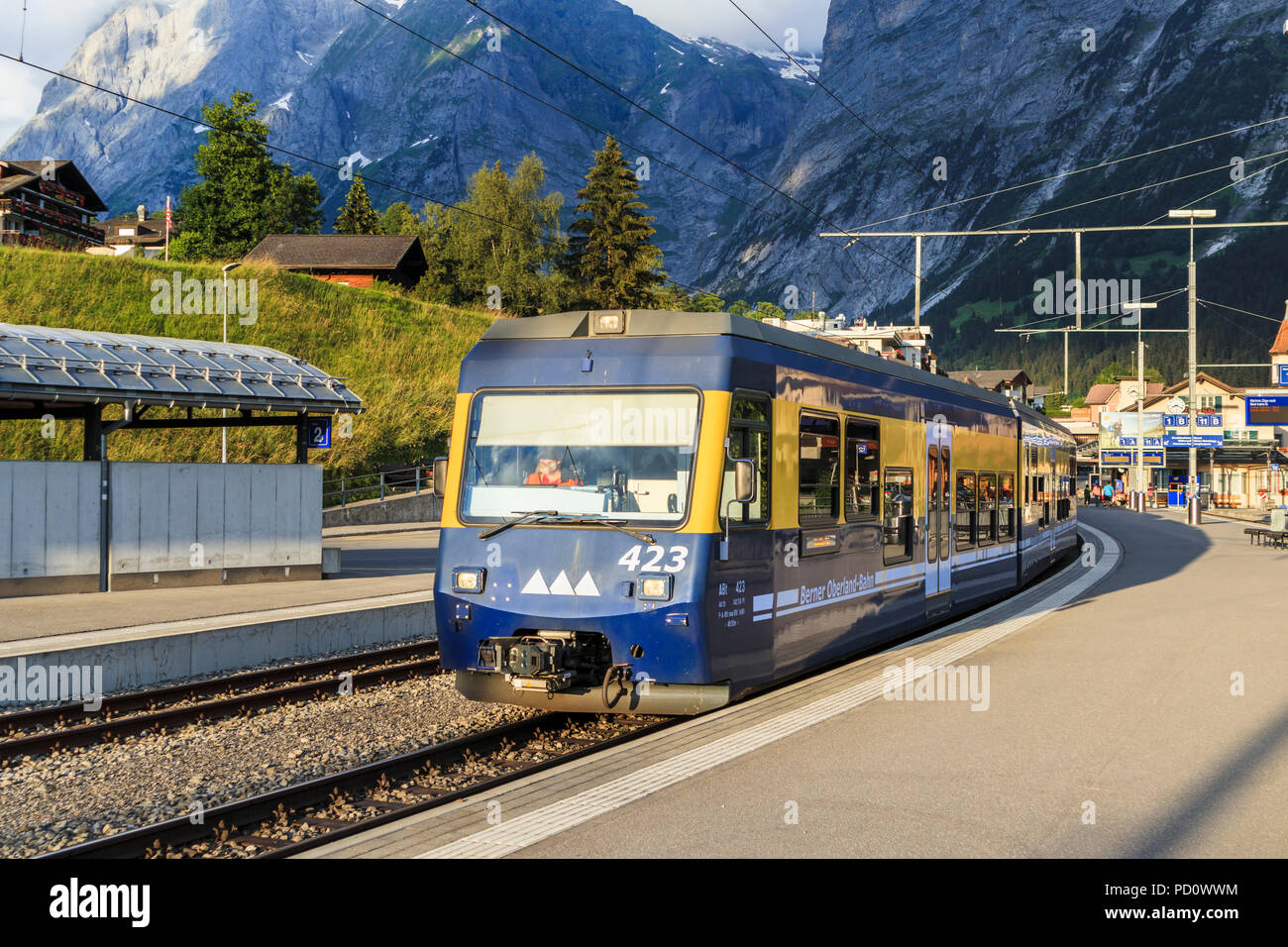 Berner Oberland Bahn (Oberland Bernese ferroviario) stazione di Interlaken Ost in Grindelwald stazione, Oberland bernese, Svizzera Foto Stock