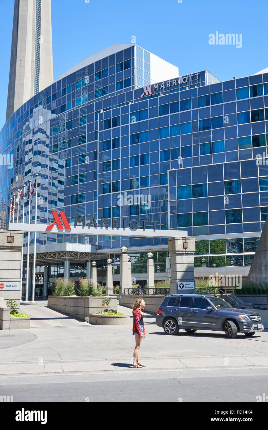 TORONTO, Canada - 15 luglio 2018: Marriott hotel in Toronto Downtown. Marriott International è una multinazionale americana ospitalità diversificata compa Foto Stock