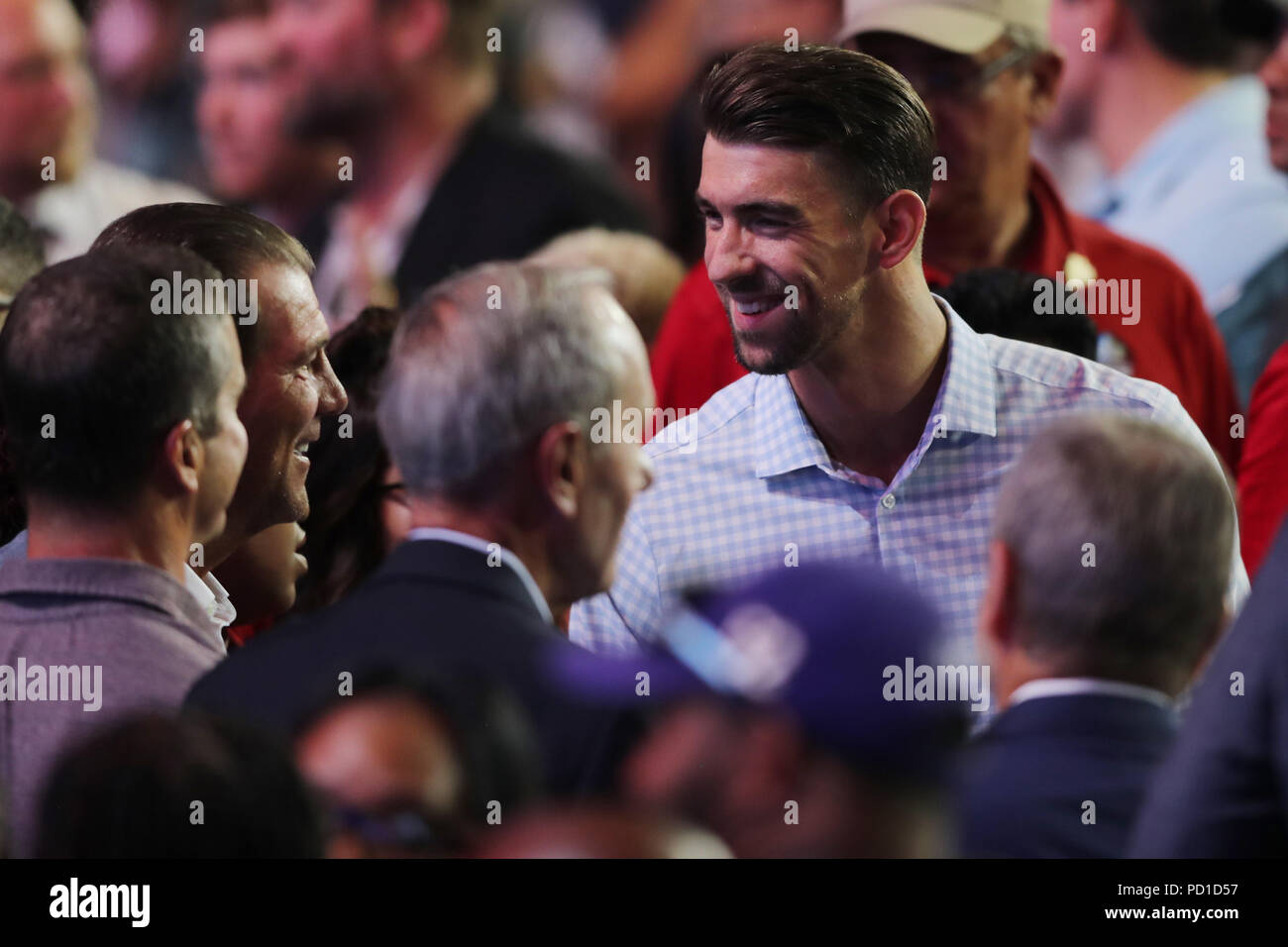 Il cantone, OH, Stati Uniti d'America. Il 4° agosto 2018. Michael Phelps al 2018 Pro Football Hall of Fame cerimonia di induzione nel Cantone, Ohio il 4 agosto 2018. Credito: Mpi34/media/punzone Alamy Live News Foto Stock