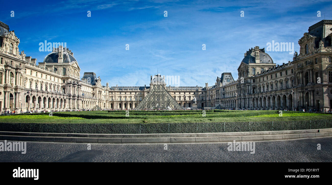Il museo del Louvre, Parigi Francia Foto Stock