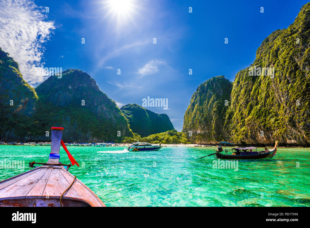 Lo splendido paesaggio di Maya Bay a Ko Phi Phi Lee island - Thailandia Foto Stock