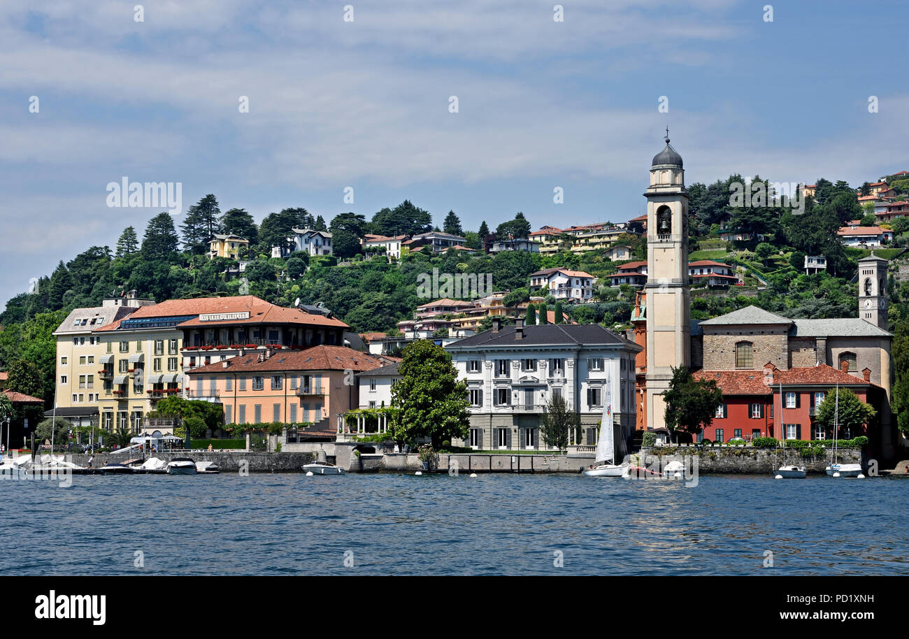 Bellagio nel Lago di Como (Lago di Como) è un lago di origine glaciale in Lombardia Italia Italiano . Foto Stock