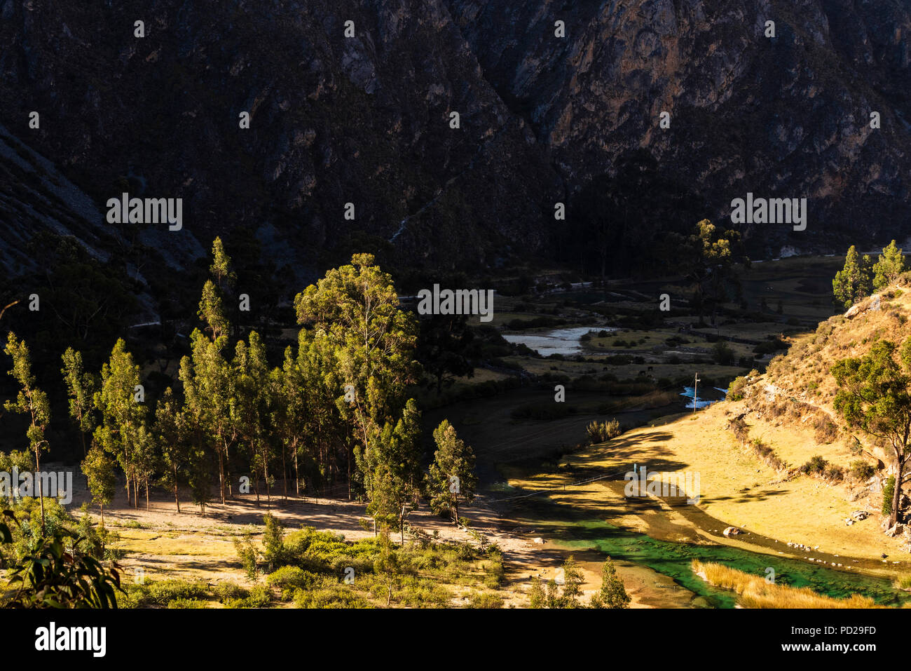 Né Yauyos-Cochas riserva paesaggistica nelle Ande di Lima, Perù. Foto Stock