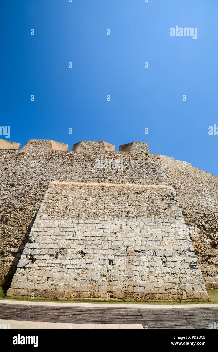 Peniscola medievale castello vista muro, Peniscola, Castellon, Spagna Foto Stock