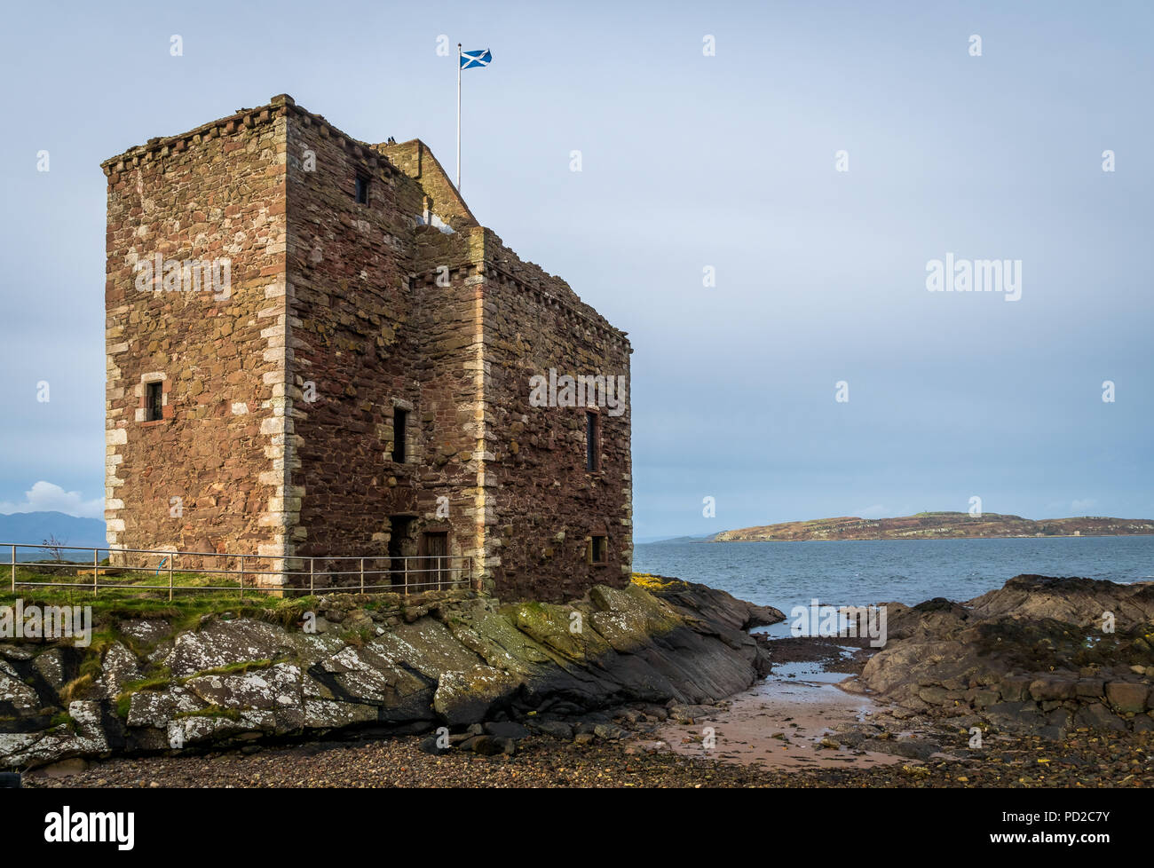 Il castello di Portencross, Portencross, Ayrshire, in Scozia, Regno Unito, 7 novembre 2017. Il castello di Portencross Ayrshire. Foto Stock