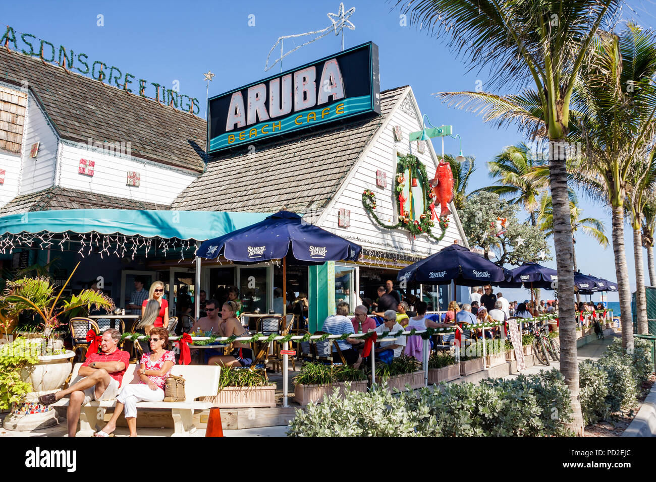 Florida Lauderdale by the Sea, Aruba Beach Cafe, ristorante, ristoranti, cibo, caffè, cibo, mangiare fuori, servizio, pesce, cibo, al fresco marciapiede Foto Stock