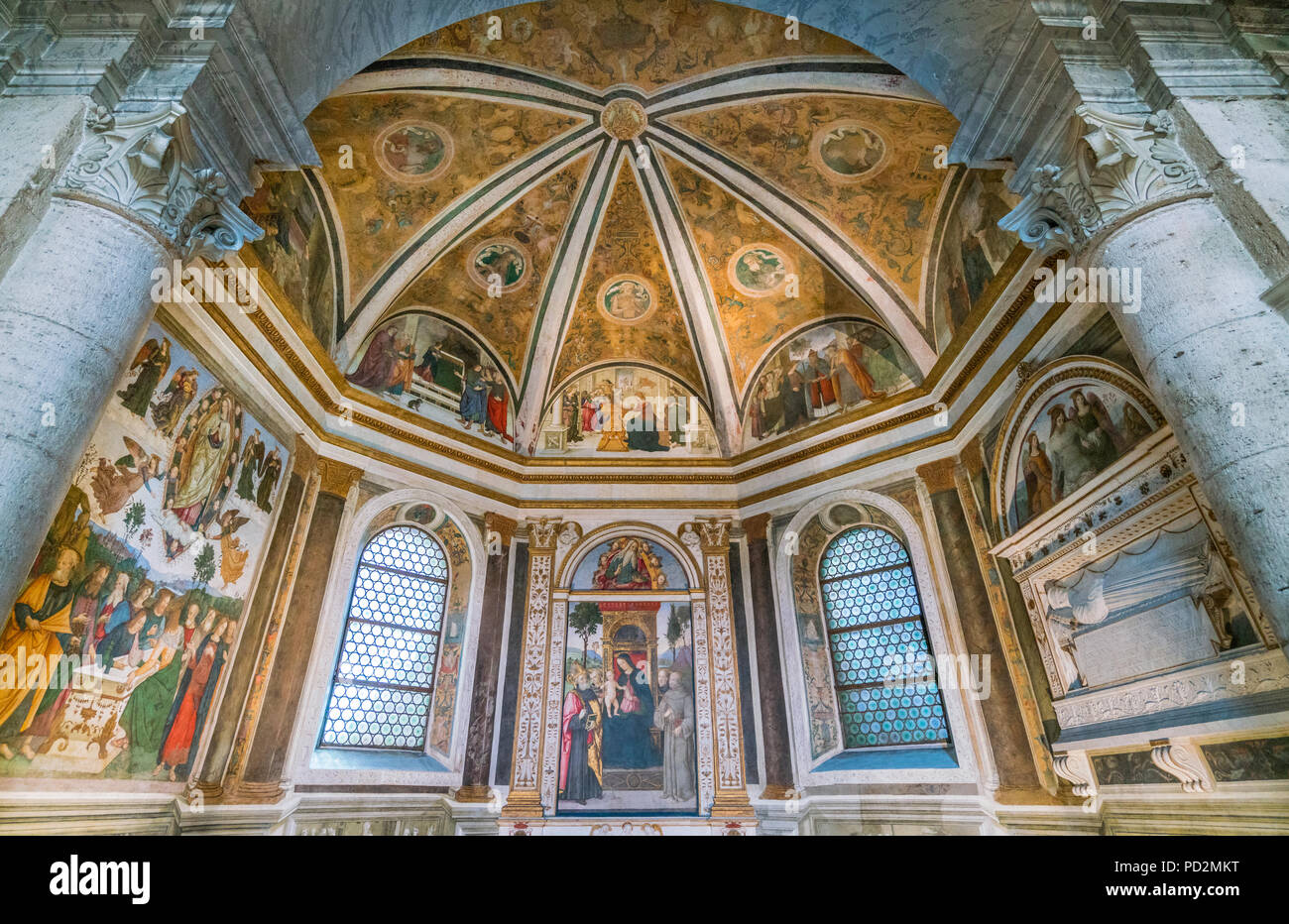Della Rovere cappella con scene della vita di San Girolamo sono di Tiberio d'Assisi, nella Basilica di Santa Maria del Popolo a Roma, Italia. Foto Stock
