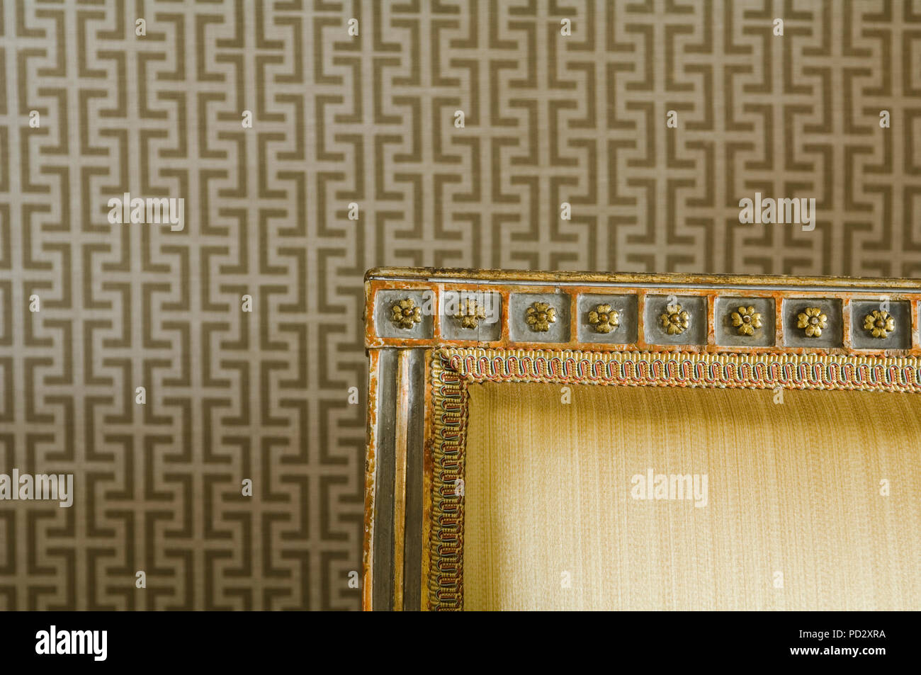 Close-up su oro sedia antica Foto Stock