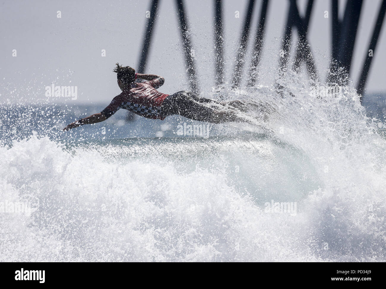 Los Angeles, California, USA. 5 Ago, 2018. Griffin Colapinto NEGLI STATI UNITI D' AMERICA compete durante gli uomini finale nel US Open di surf a Huntington Beach in California il 5 agosto 2018. Kanoa Igarashi del Giappone ha vinto il titolo. Credito: Ringo Chiu/ZUMA filo/Alamy Live News Foto Stock