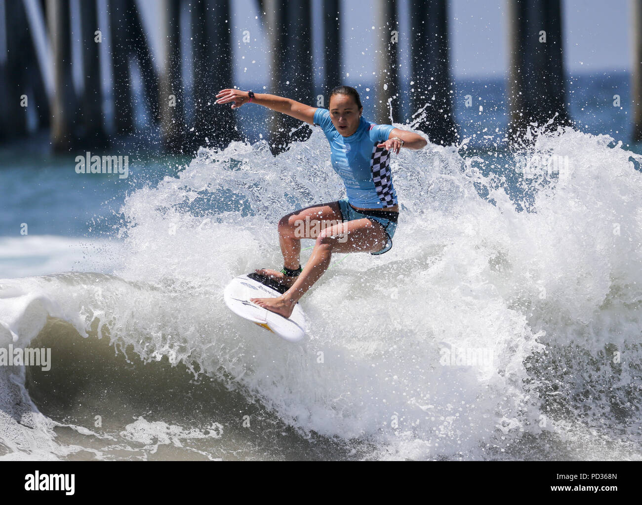 Los Angeles, California, USA. 5 Ago, 2018. Carissa Moore compete in semifinale al Vans US Open di surf su Agosto 5, 2018 in Huntington Beach, California. Credito: Ringo Chiu/ZUMA filo/Alamy Live News Foto Stock