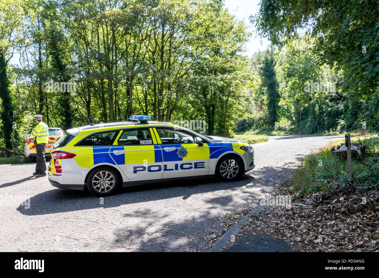 Duchi superiore rigido, Eastbourne, East Sussex, Regno Unito. Il 6 agosto 2018. Polizia del Sussex vicino duchi superiore rigido tra Baslow Road and Beachy Head Road, dettagli non noto al momento della segnalazione di credito: Newspics Regno Unito Sud/Alamy Live News Foto Stock