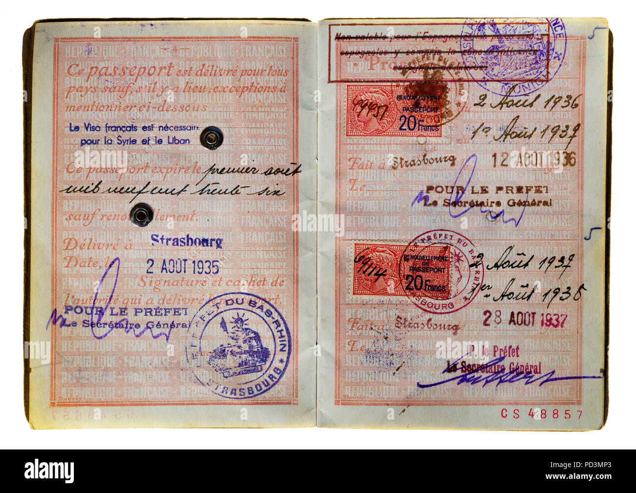 1935's vintage passaporto francese, pagine con la data di consegna e di 1936 e 1937 rinnovi date, Foto Stock