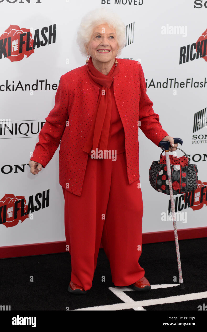 Attrice Charlotte Rae assiste il "Ricki e il flash " New York premiere a AMC Lincoln Square Theatre il 3 agosto 2015 a New York City. Foto Stock