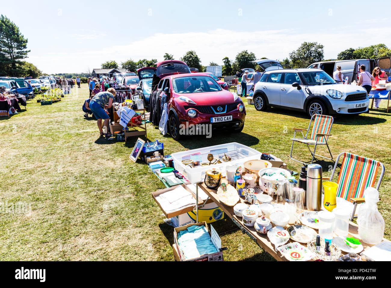 Avvio Auto, Auto boot, vendita auto vendite di avvio boot, vendita, vendita di avvio, vendita junk, stallo bagagliaio della vettura si ferma, auto stallo di avvio, avvio auto, vendita, vendite, Regno Unito, Foto Stock
