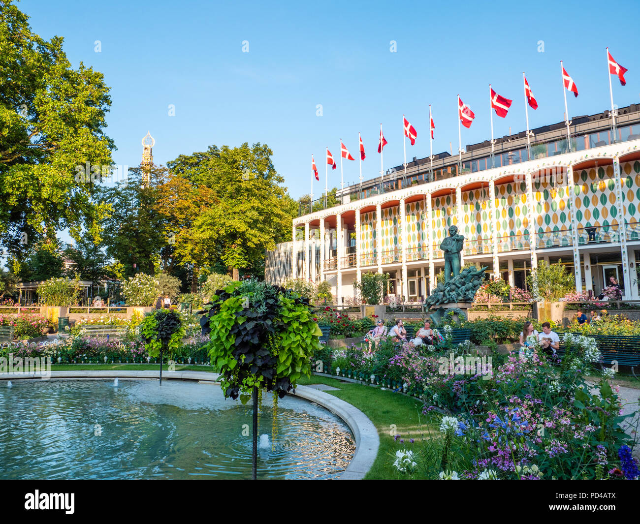 Il Tivoli Concert Hall, i Giardini di Tivoli, Copenaghen, Zelanda, Danimarca, l'Europa. Foto Stock