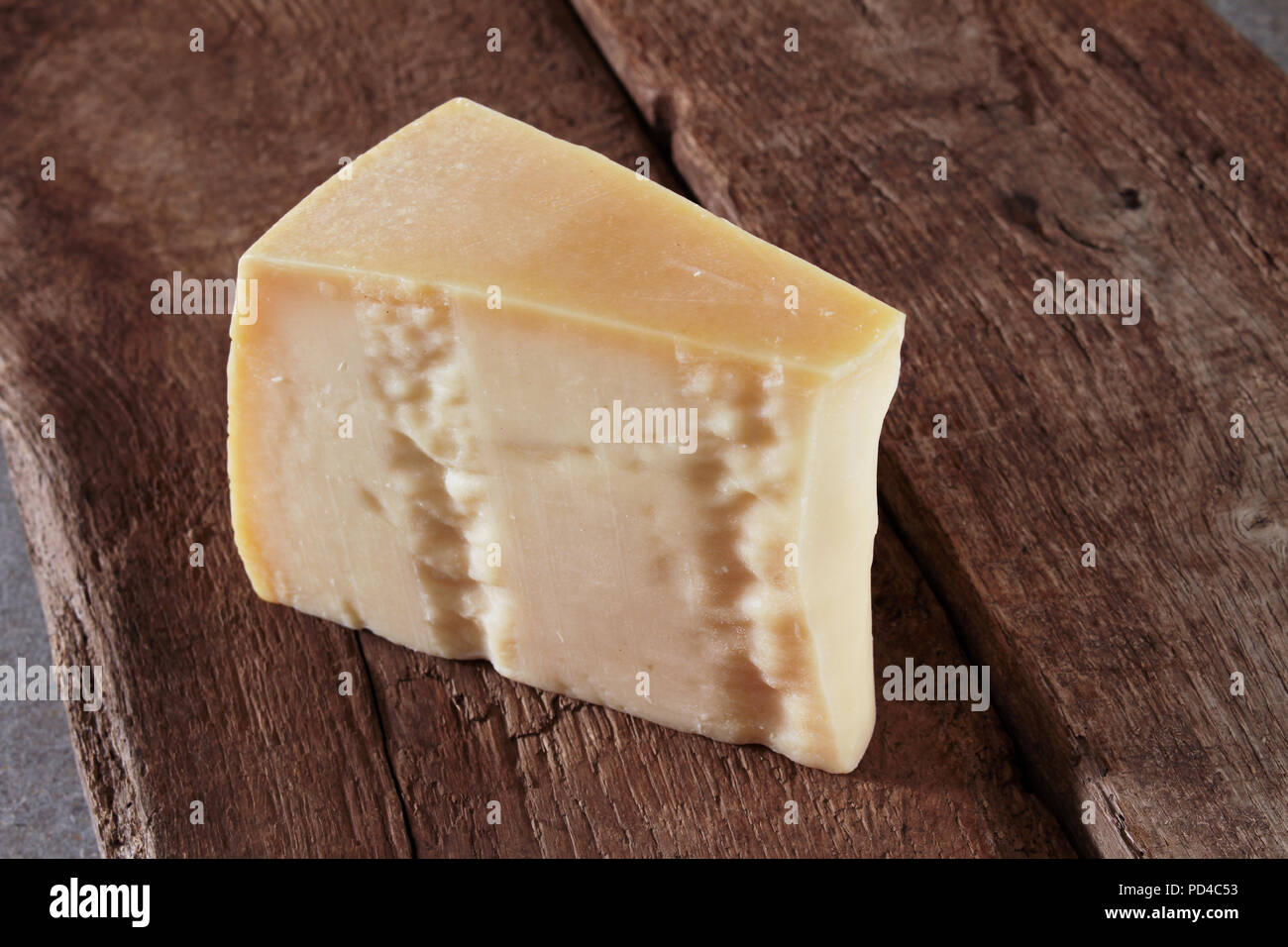 Pieno di grasso formaggi stagionati Foto Stock