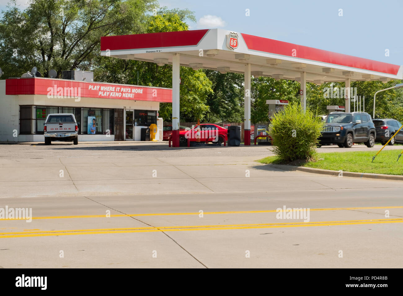 Un cacciavite Phillips 66 stazione di benzina di Wichita, Kansas, Stati Uniti d'America. Foto Stock