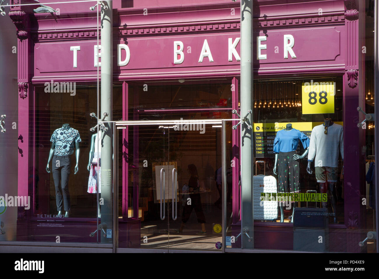 Ted Baker store sulla nuova Cattedrale Street, Manchester. Foto Stock