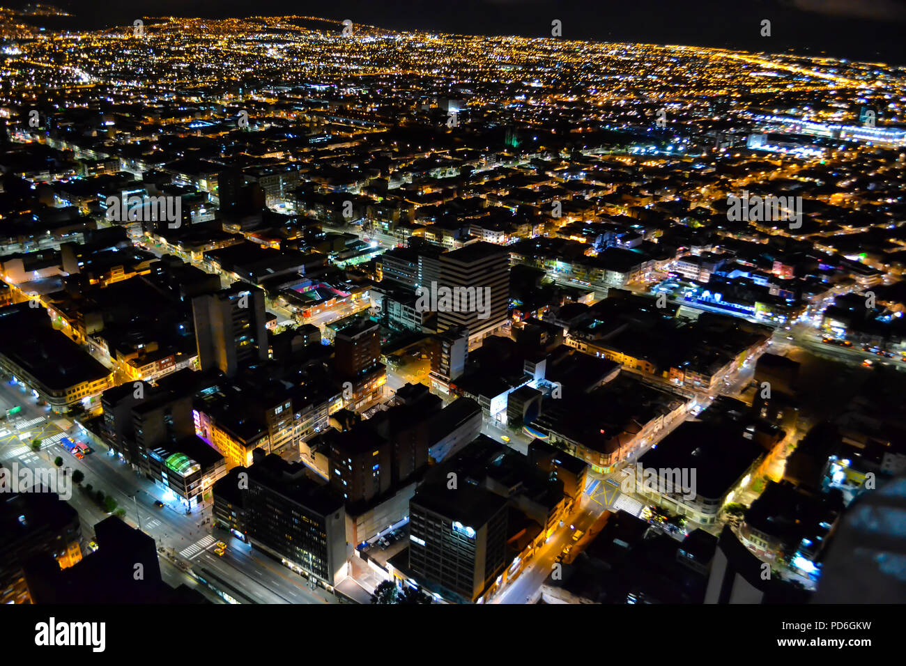 Bogotà, capitale della Colombia di notte Foto Stock