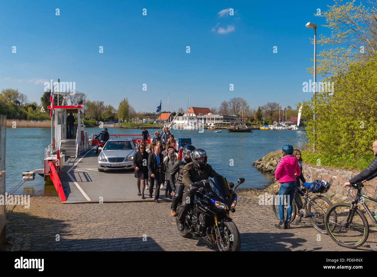 Schlei Fjord, Schlei ferry boat, cavo traghetto, collegando i paesaggi di Schwansen e Angeln, Missunde, Schleswig-Holstein, Germania, Europa Foto Stock