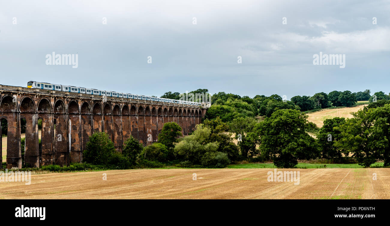 Il Ouse Valley viadotto vicino a Haywards Heath nel Sussex Foto Stock