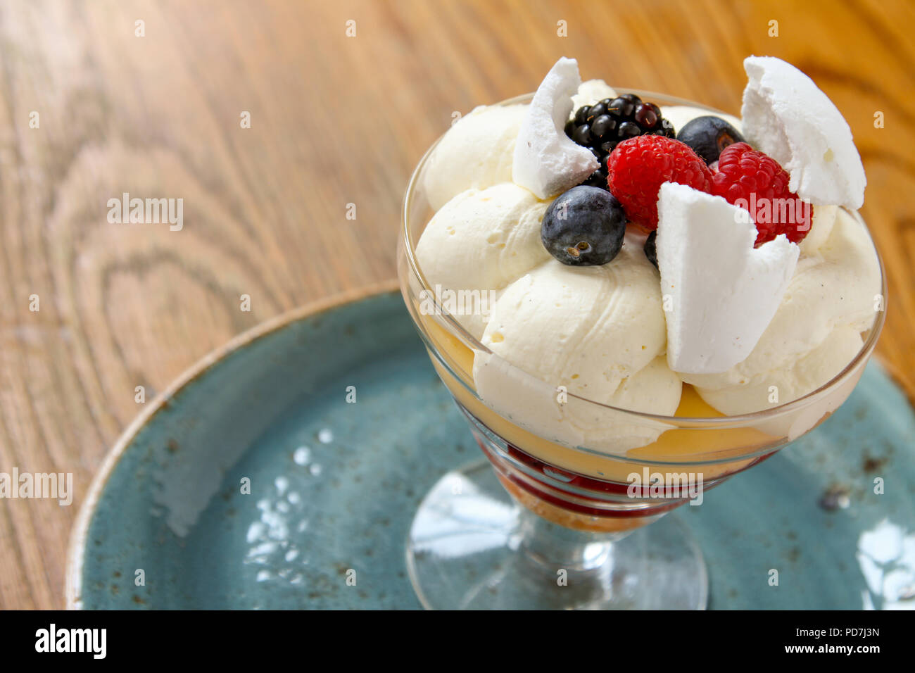 Tradizionale zuppa inglese dessert Foto Stock
