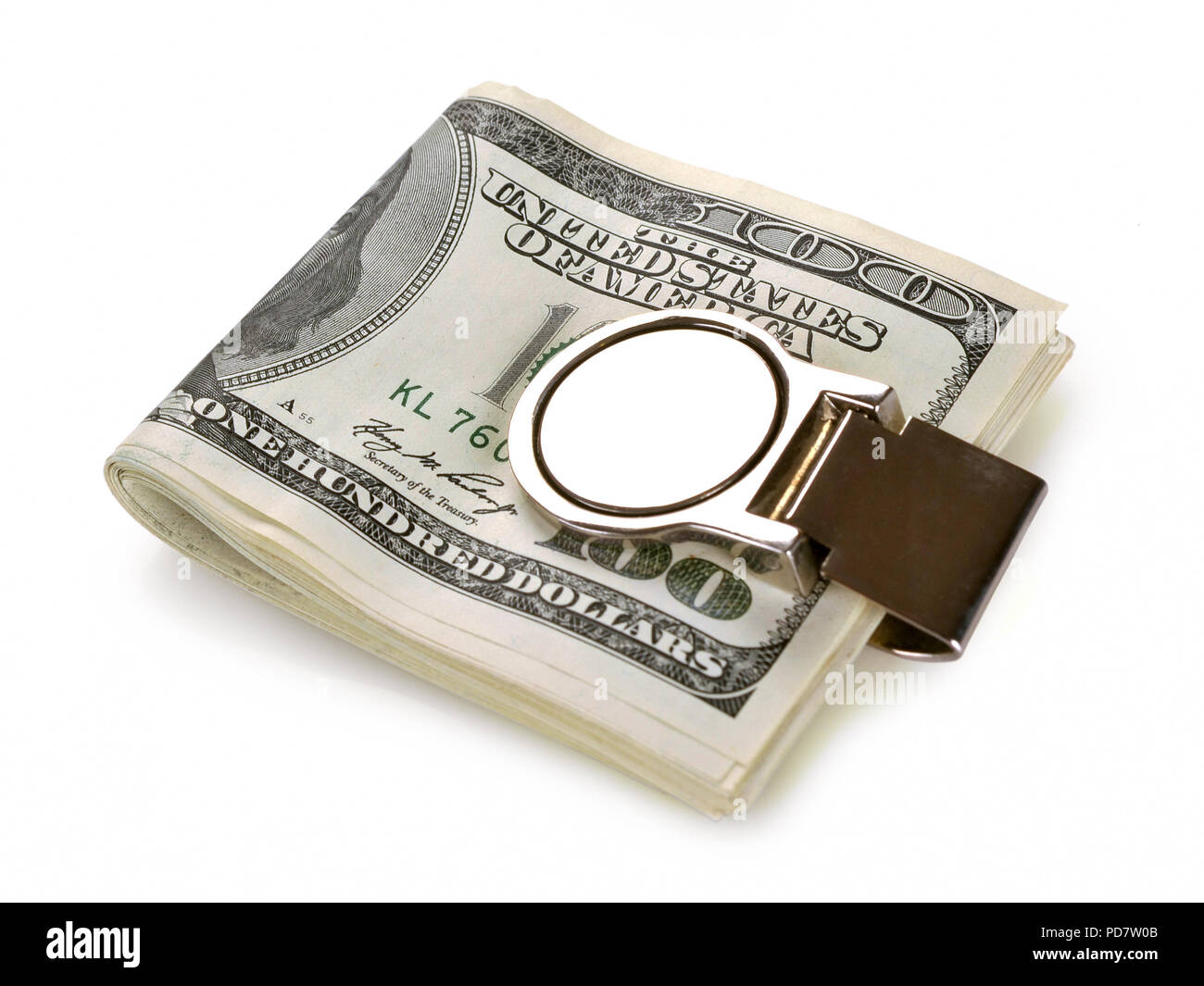 Fascio di 100 dollari banconote fissare con il fermaglio di denaro isolato su bianco backgroun Foto Stock