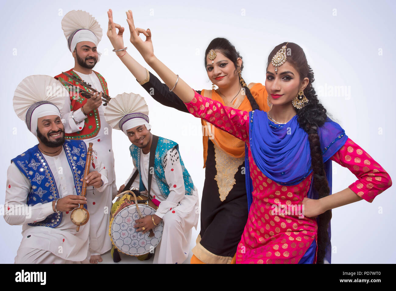 La religione sikh la gente ballare Foto Stock