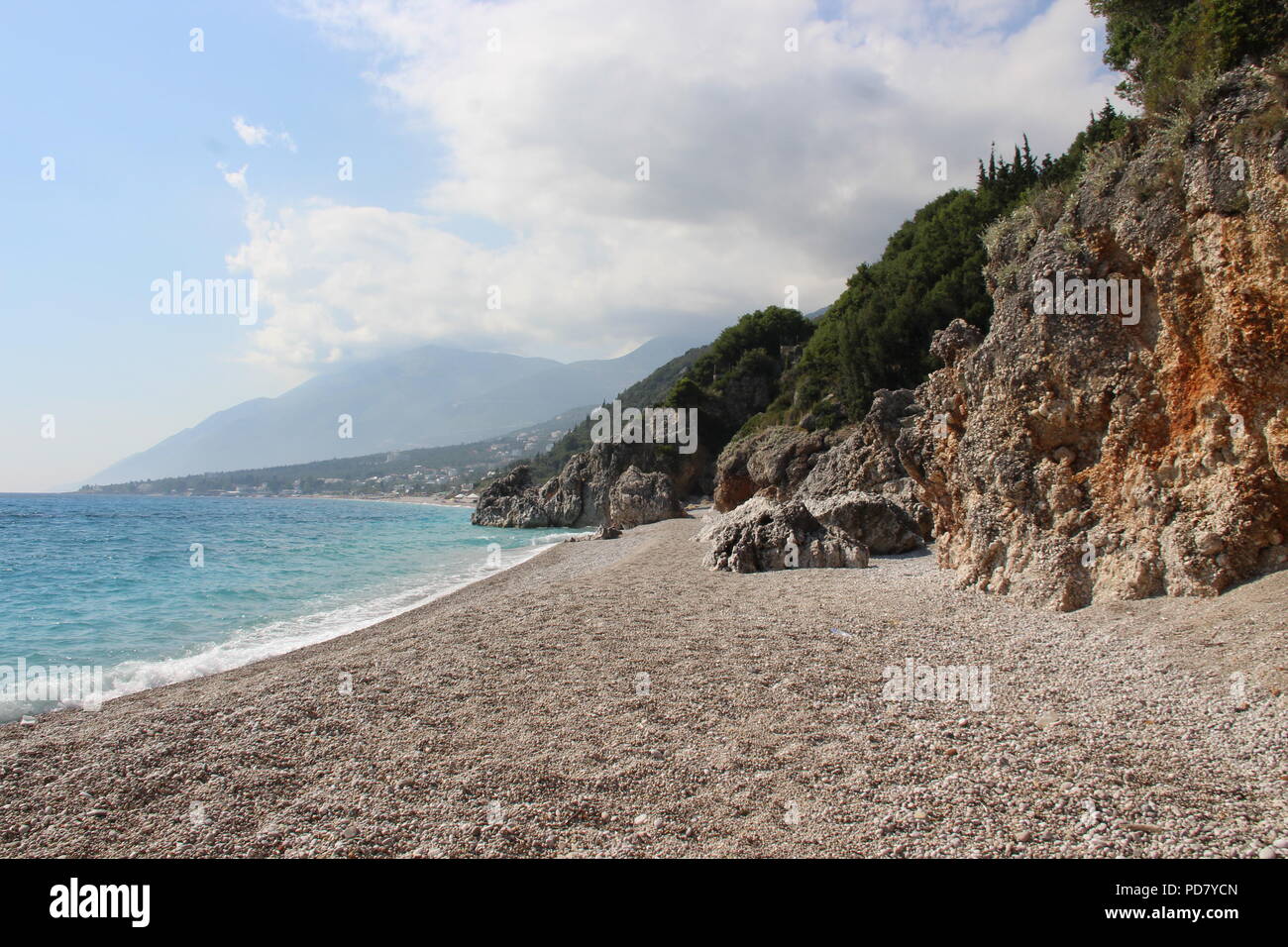 Spiaggia Di Dhermi è Un Villaggio Nel Sud Dellalbania In