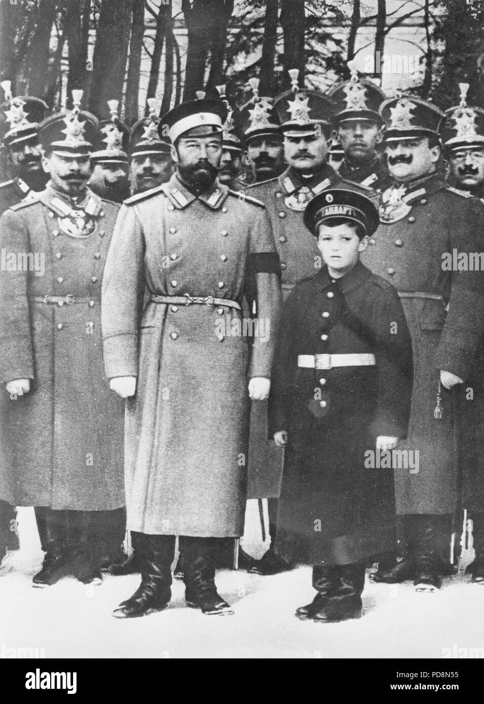 Lo Zar Nicola II di Russia. 1868-1918. L'ultimo imperatore della Russia. Nella foto con il suo figlio Tsarevich Alexei Nikolaevich. Foto Stock
