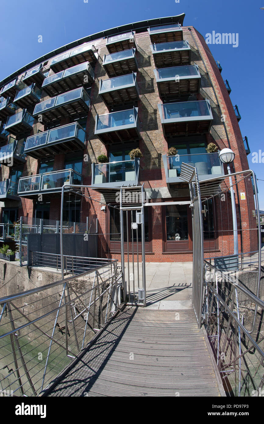 Docklands di Londra St Saviours area Dock Foto Stock