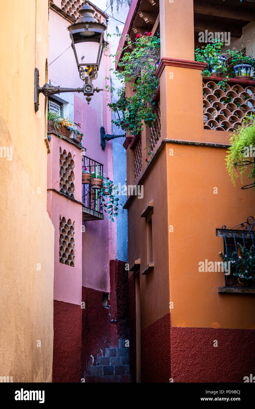 El Callejon de beso, Guanajuato, Messico della versione di Romeo e Giulietta. Foto Stock