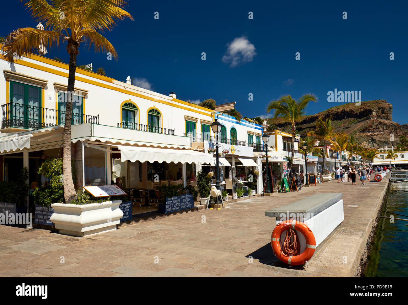 Puerto de Mogan, un bello e romantico villaggio di pescatori sull'isola di Gran Canaria, Spagna Foto Stock