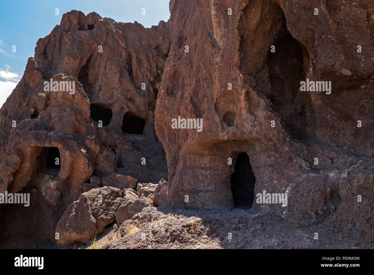 Grotte, Cuevas de Cuatro Puertas, storico luogo di incontro e di culto del sito della antica Canarians, tra Telde e Igenio Foto Stock
