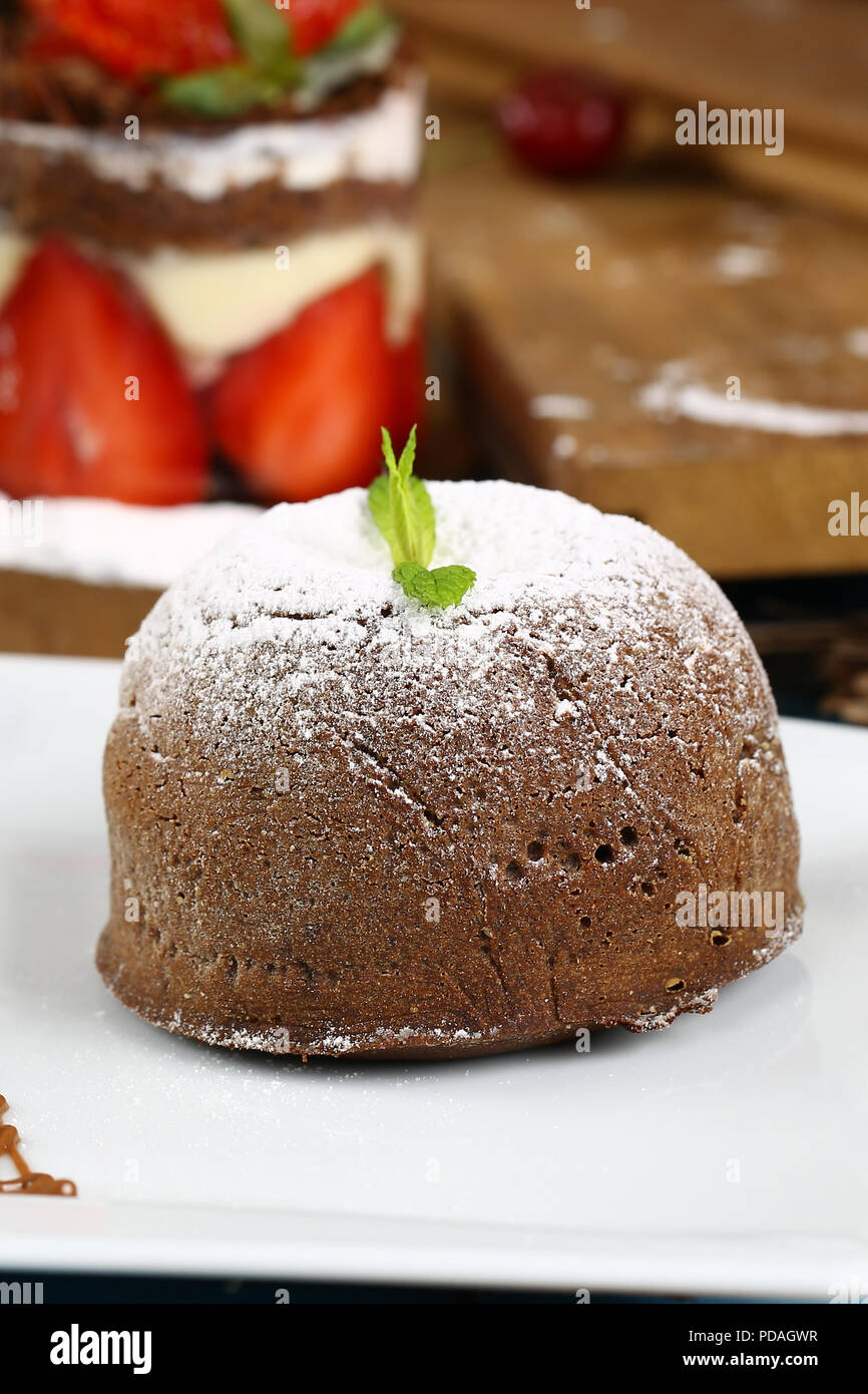 In casa hot budino di cioccolato con fondente center , torta di lava Foto Stock