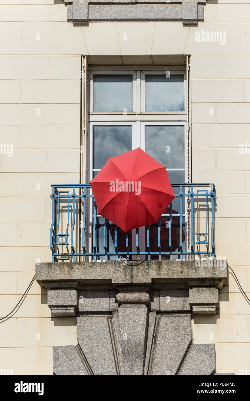 Cherbourg-Octeville, Francia - 22 Maggio 2017: il famoso ombrello su balconi in Cherbourg-Octeville, Normandia, Francia. Foto Stock