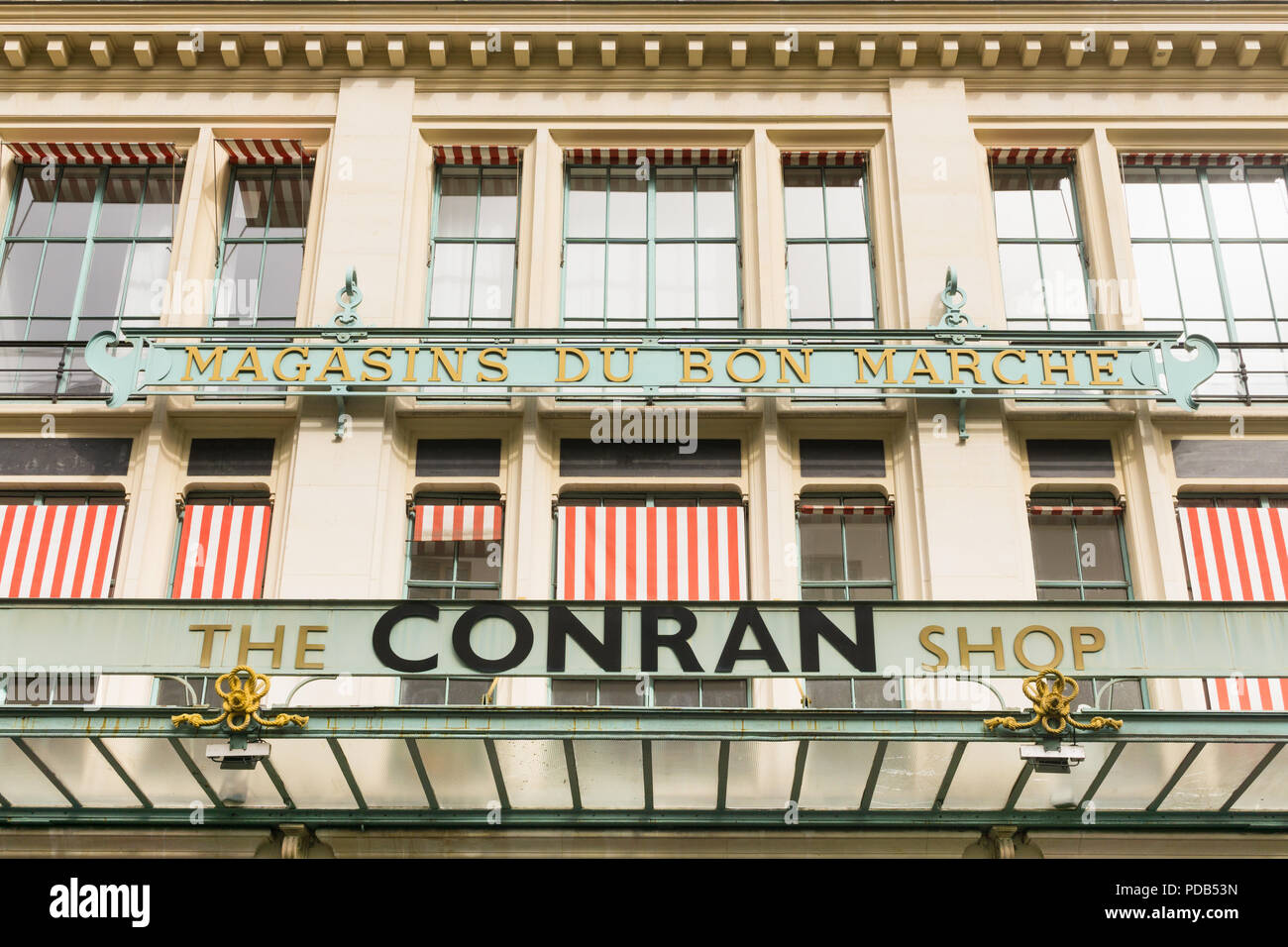Shopping in Parigi Terence Conran - Il negozio Conran per arredamento contemporaneo nel settimo arrondissement di Parigi, Francia. Foto Stock