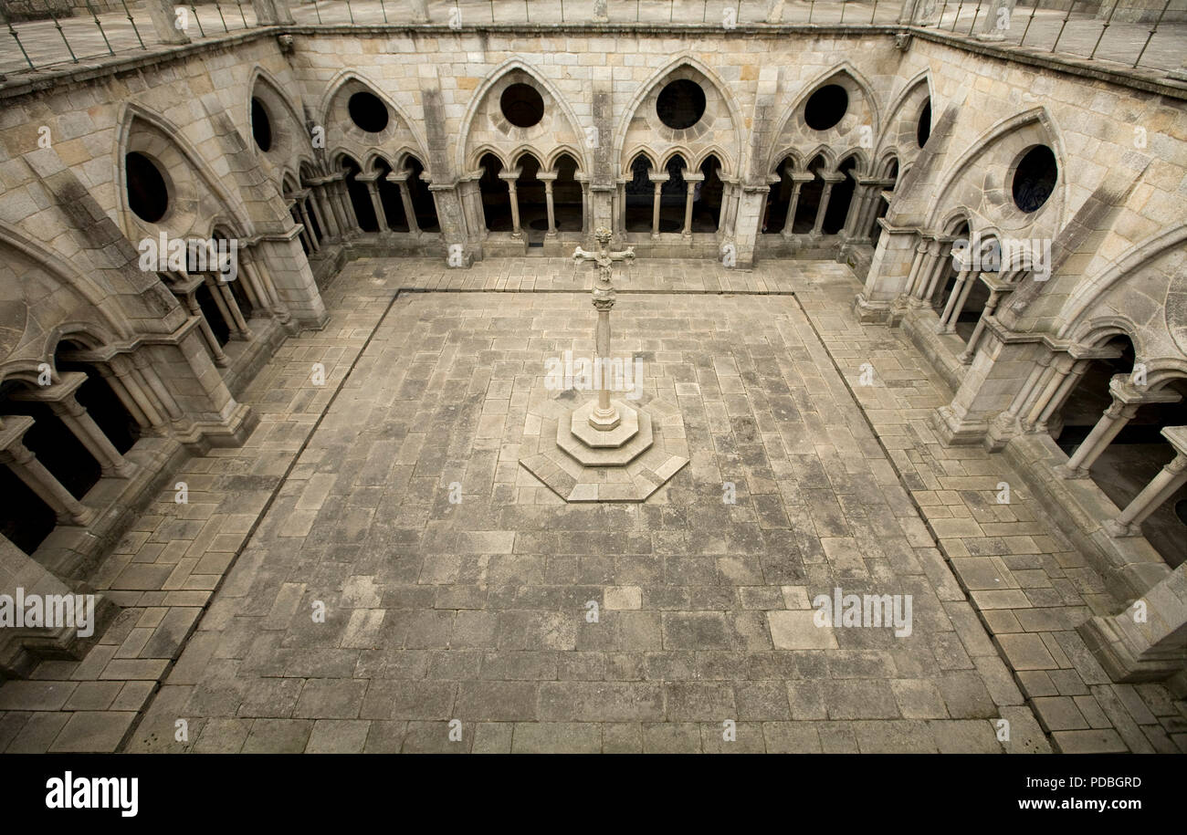 Claustro, Kreuzgang Foto Stock