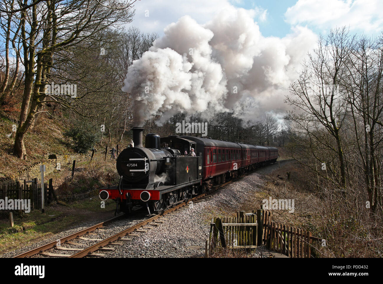 47584 passa Summerseat sulla East Lancs 29.3.13 Ferroviarie Foto Stock