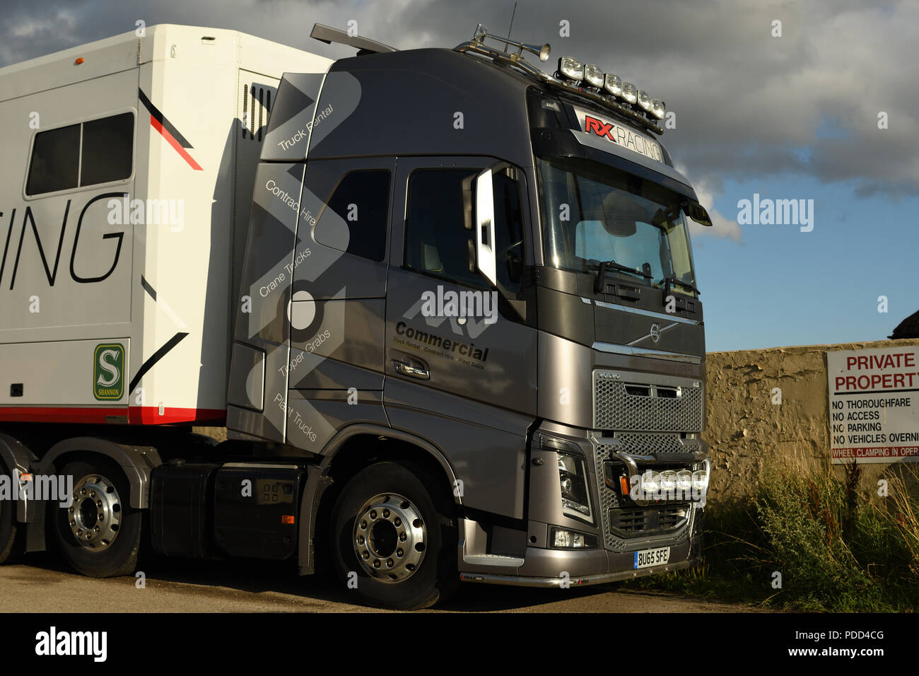 Volvo racing transporter Foto Stock