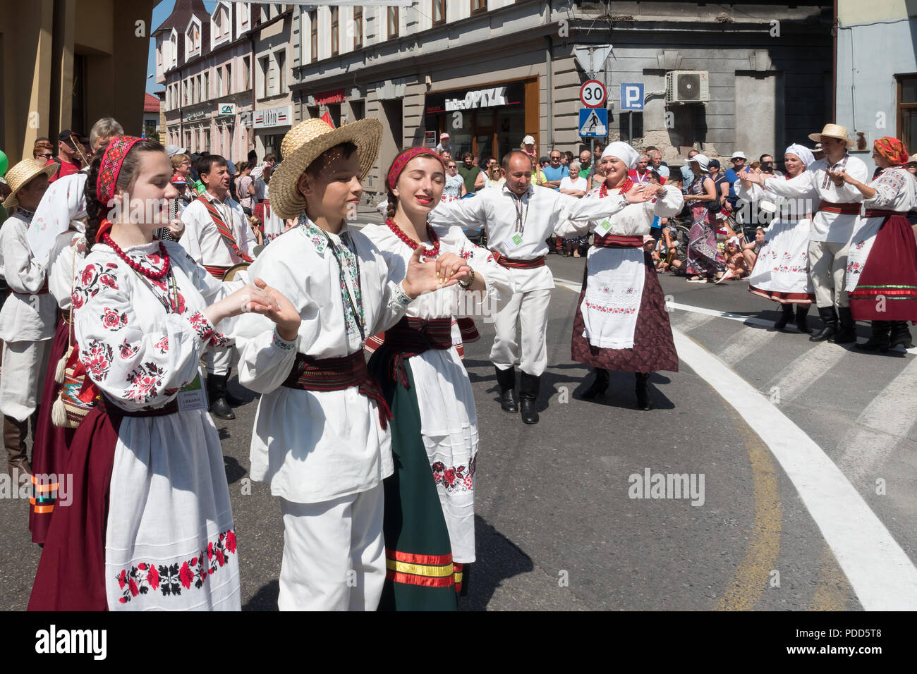 Il cinquantacinquesimo Beskidy Montanari " Settimana della Cultura 29.07- 06.08.2018 . Sfilano per le strade di Żywiec in Polonia 04.08.2018 Foto Stock