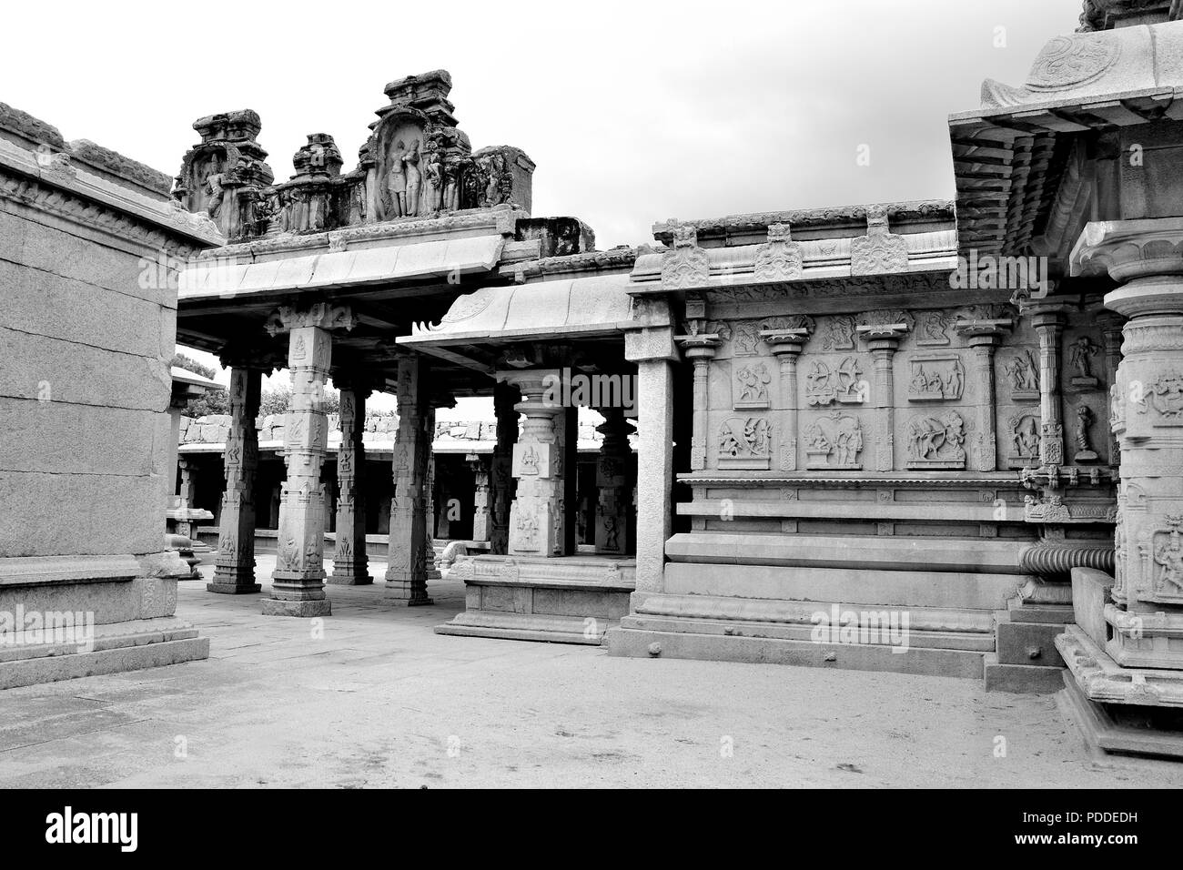 Vista parziale di Hazara Rama tempio, Hampi, Karnataka, India Foto Stock