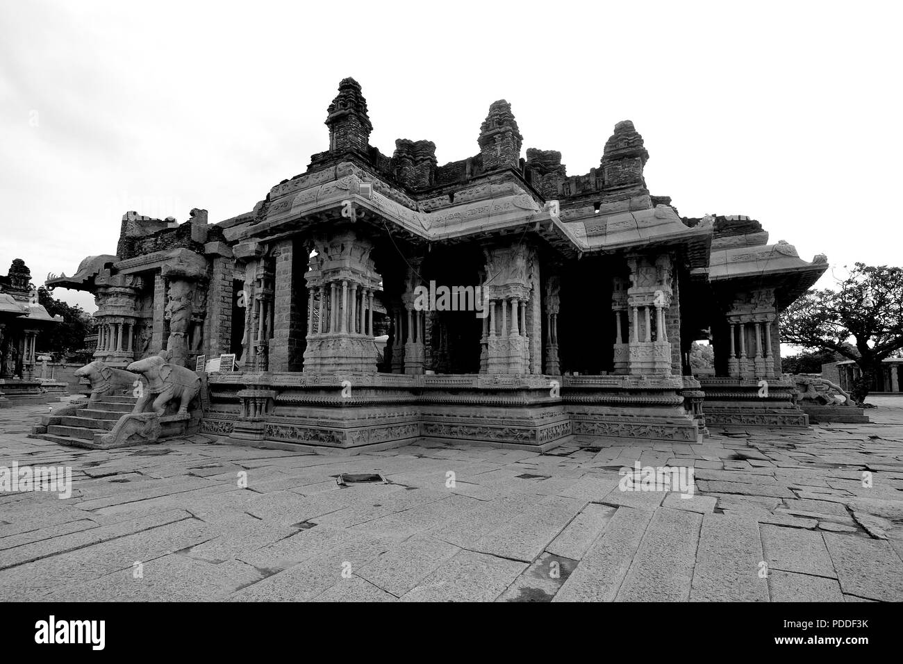 Bellissima vista del tempio Vitthala, tempio complesso, Hampi, Karnataka, India Foto Stock