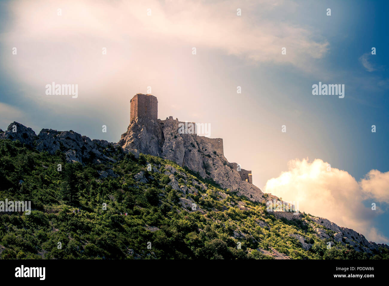 Castello di Queribus, fotress catari, Aude, Occitanie, Francia Foto Stock