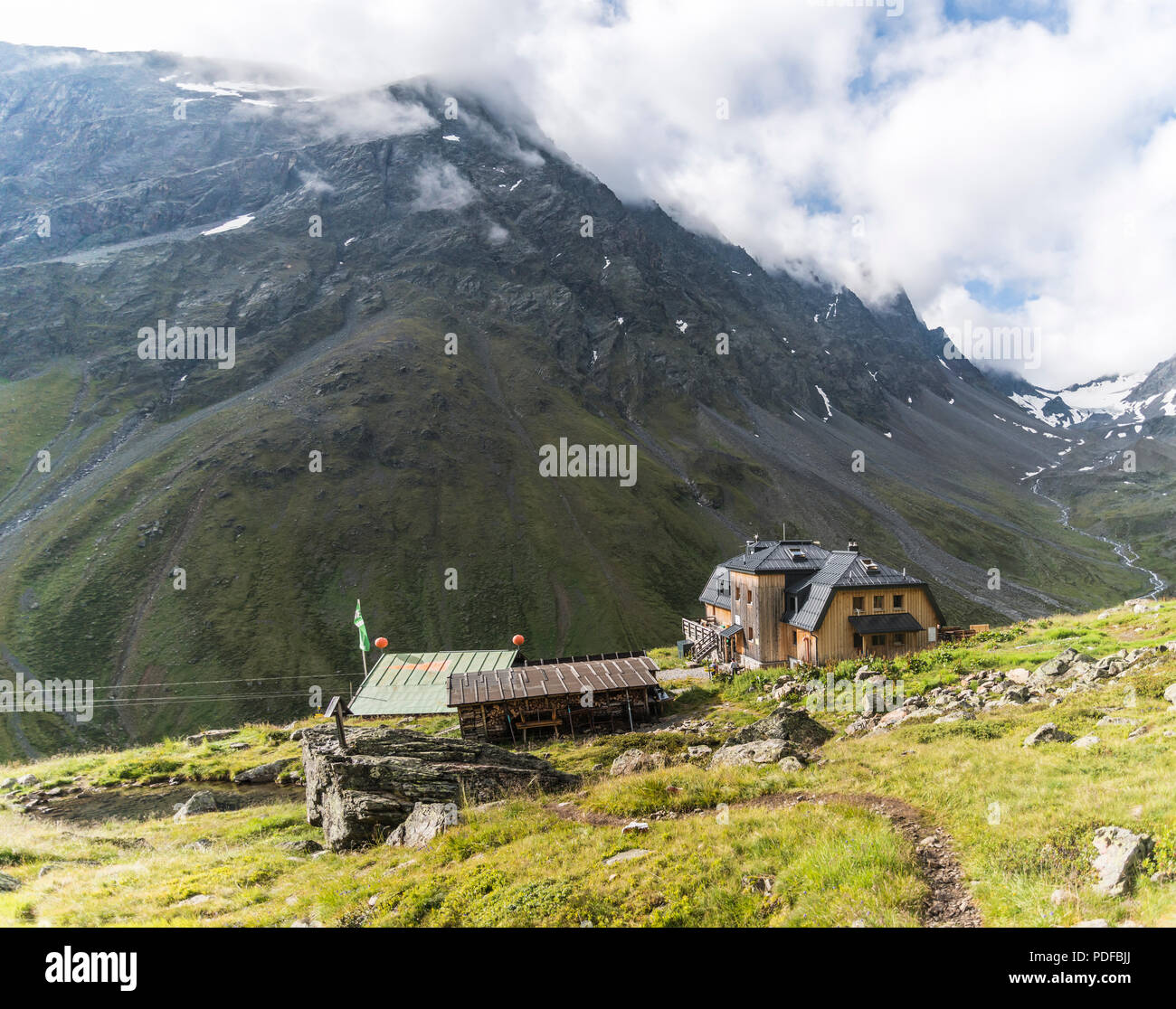 Westfalen haus rifugio di montagna nelle Alpi dello Stubai di Sellrain nel Tirolo austriaco Foto Stock