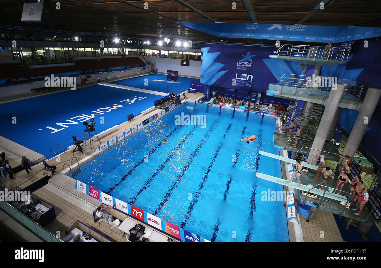 Vista generale della piscina dal broadast torre durante il giorno otto del 2018 Campionati Europei presso il Royal Commonwealth Pool, Edimburgo. Foto Stock