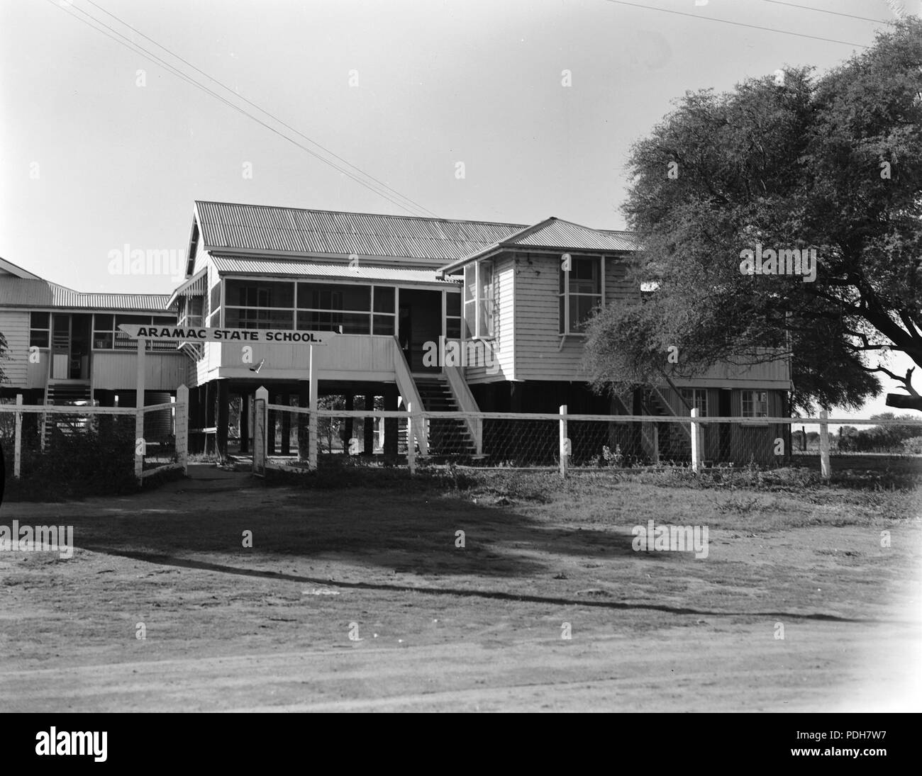 14 Aramac scuola statale - Aramac, Luglio 1955 Foto Stock