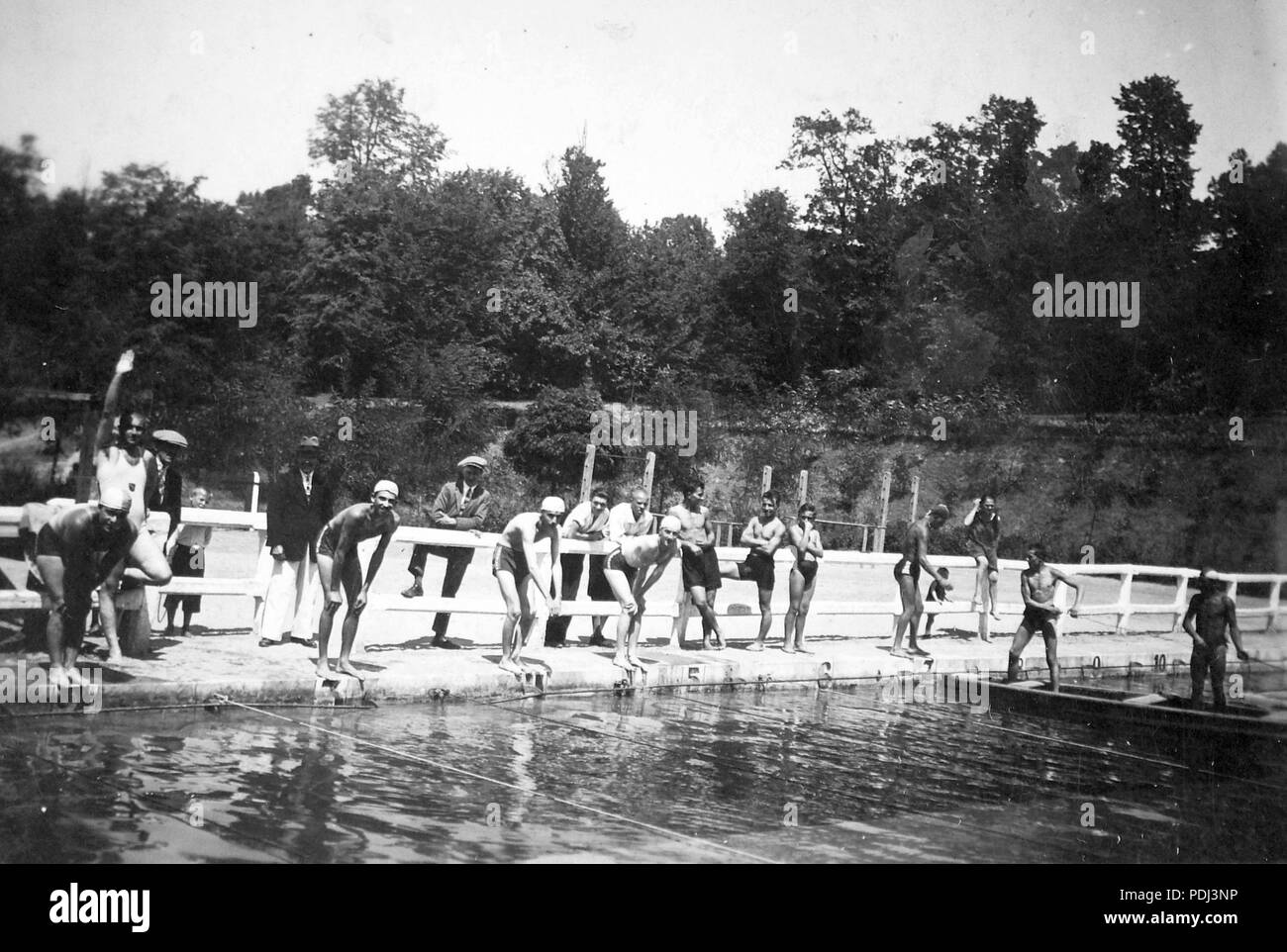 349 piscina, concorrenza, barca, costume da bagno, uomini Fortepan 14314 Foto Stock