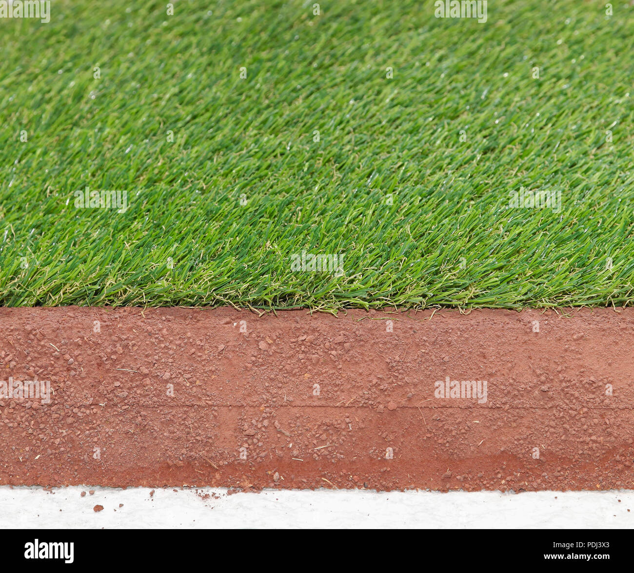 Strati di artificiale di erba sintetica per campi sportivi Foto stock -  Alamy