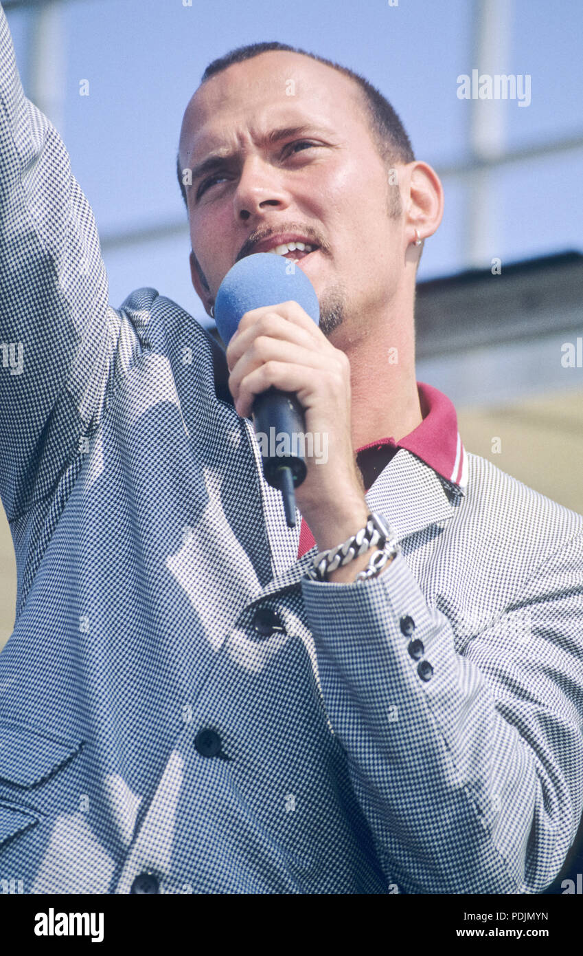 Matt Goss da Bros BBC radio 1 un roadshow St Ives 18 agosto 1995 Foto Stock